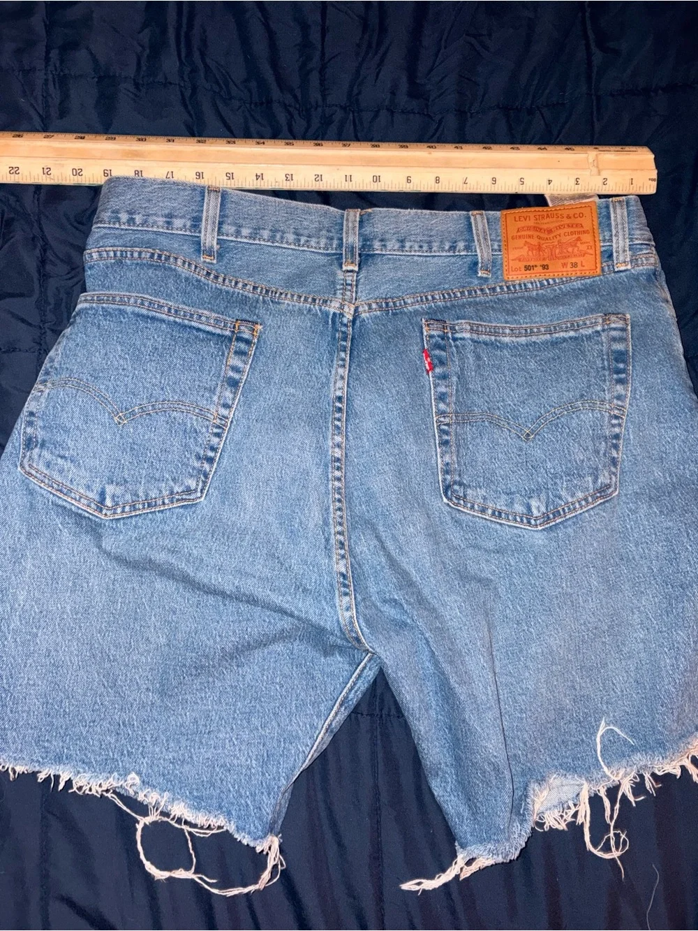 Levi’s 501 ‘93 Cut Off Denim Shorts Men’s W38 Light Wash